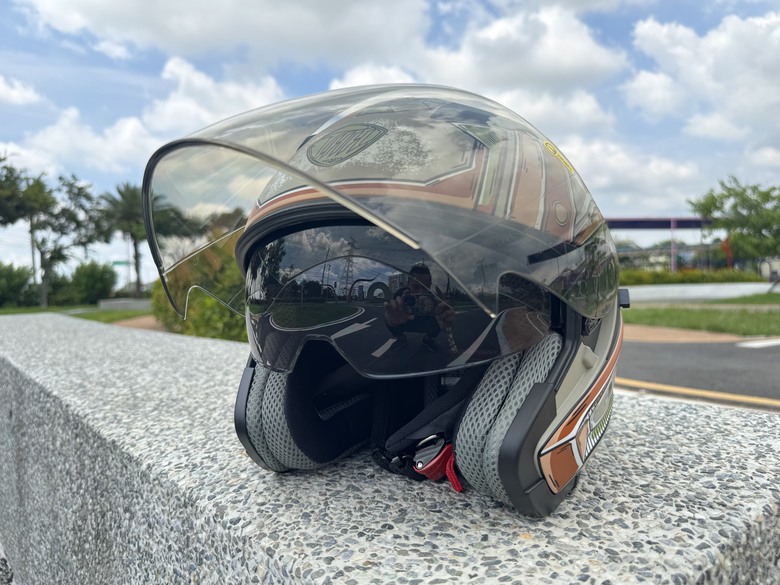通勤首選 ｜THH T560N 裝甲 ARMOR ｜開箱｜分享