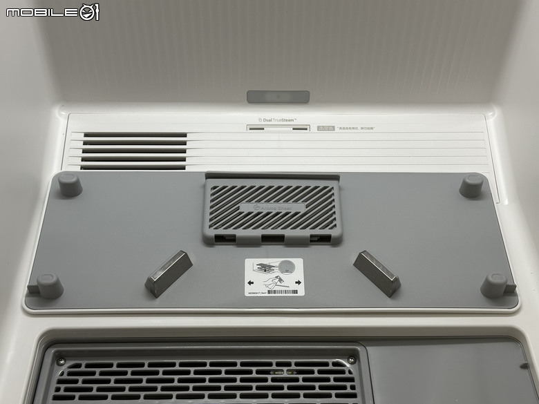 【試用】LG Styler 蒸氣電子衣櫥第二代，內建高壓蒸氣掛燙機，AI護理衣物