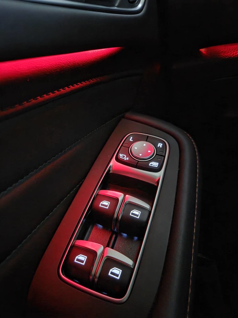 HS PHEV 兩年使用心得