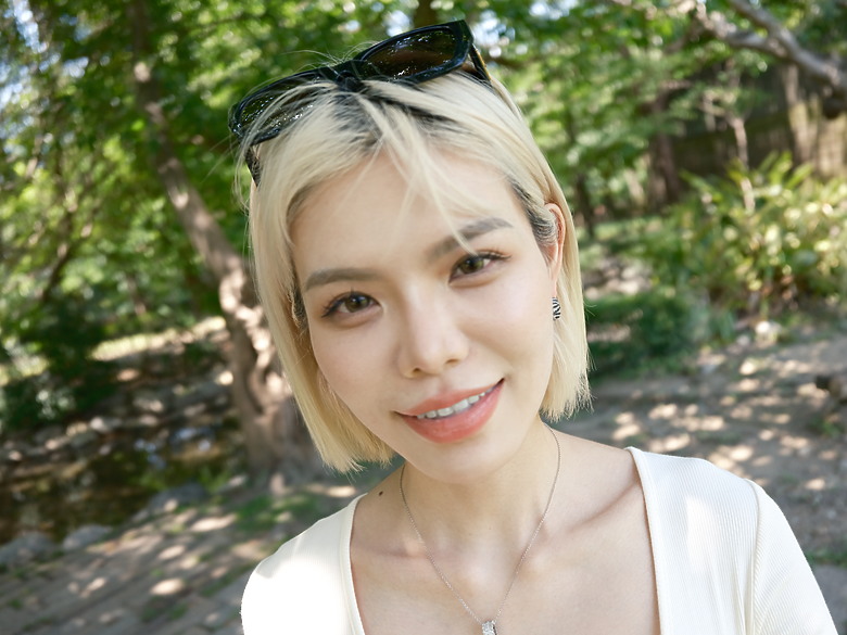 FUJIFILM GFX100 RF 評測報告｜為構圖加上轉盤、畫素破億的中判隨身機！
