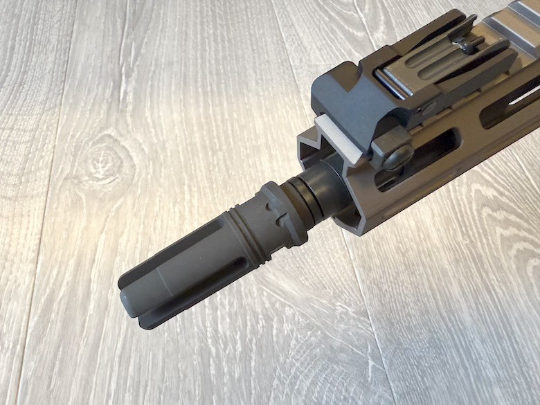 GHK MK16 URG-I 10.3吋版氣動空氣軟槍外觀改裝 | 黑色經典現代套裝歷久不衰