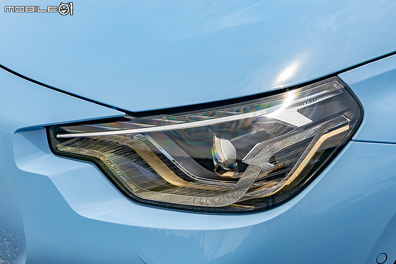 BMW 小改款 M240i xDrive 試駕｜全天候戰力與愉悅樂趣兼具的雙門小跑車！