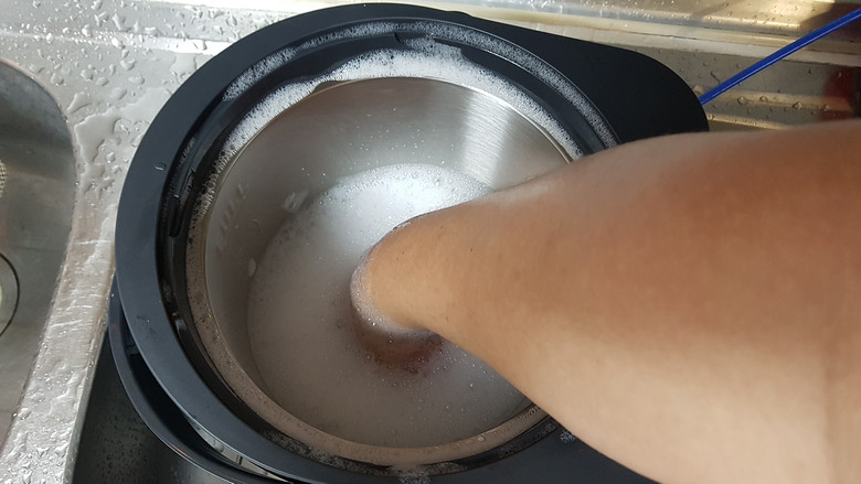 點我看大圖 CHIMEI WB-50YTB2 5L 熱水瓶開箱 (圖多慎入)