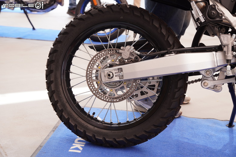 傳奇歸來，野性再臨 SUZUKI DR-Z4 S / SM 發表會，越野版、滑胎版早鳥售價：368,000元！！