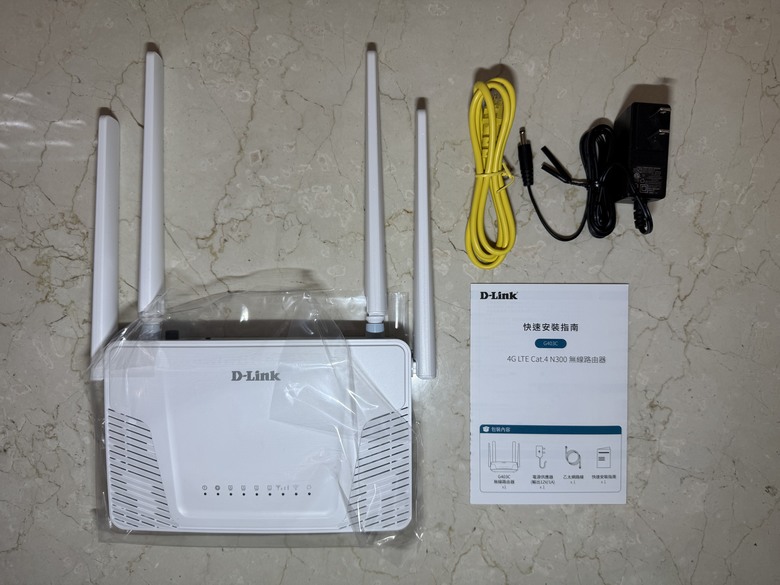 點我看大圖 4G 插卡即連!D-Link G403C 開箱 | 家中網路斷線也不怕