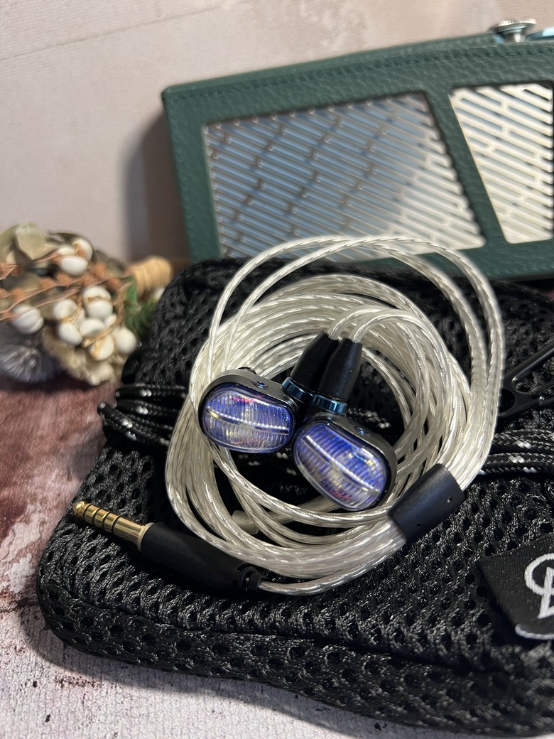 【心得】Campfire Audio Alien Brain 入耳式 有線耳機 評測
