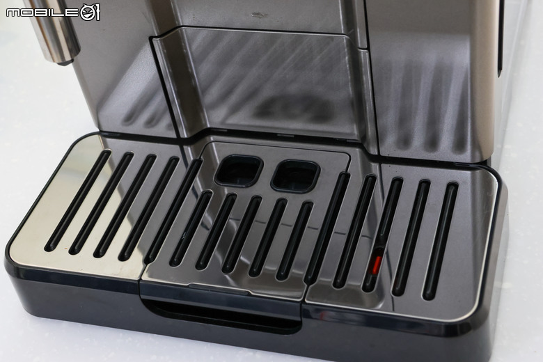 De'Longhi 全自動義式咖啡機使用體驗|專屬冷萃技術+獨立式冷熱奶泡壺設計、隨時隨地來杯風味十足的好咖啡!