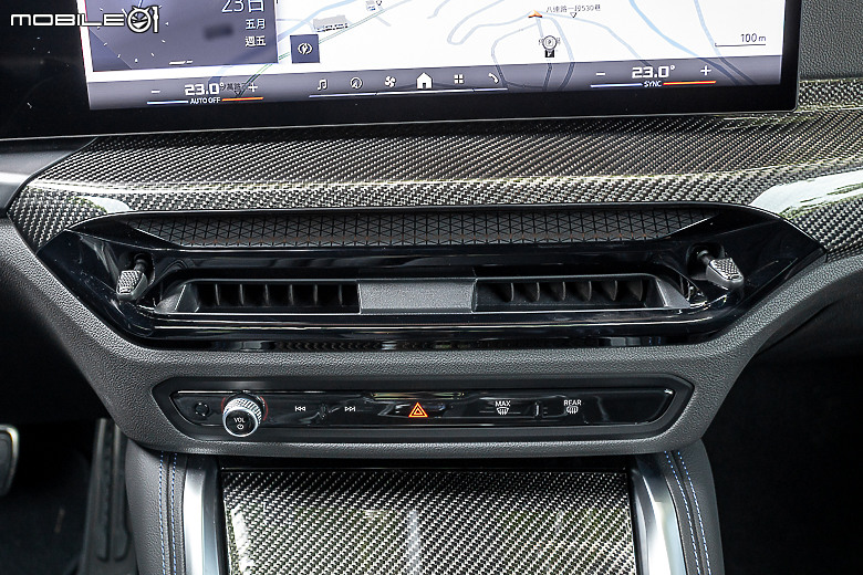 BMW 小改款 M240i xDrive 試駕｜全天候戰力與愉悅樂趣兼具的雙門小跑車！
