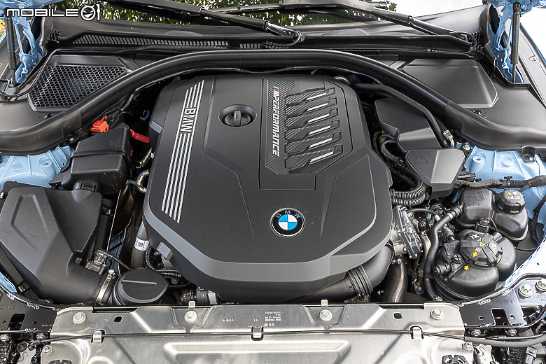 BMW 小改款 M240i xDrive 試駕｜全天候戰力與愉悅樂趣兼具的雙門小跑車！