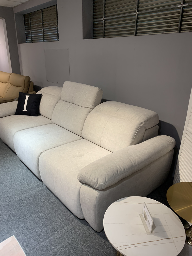 家具工廠挑選：客房擺床組or沙發床?!
