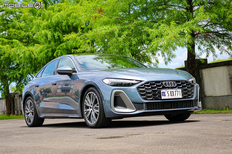 Audi A5 S line 試駕|帥氣百搭、豪華科技與出色駕馭集於一身!