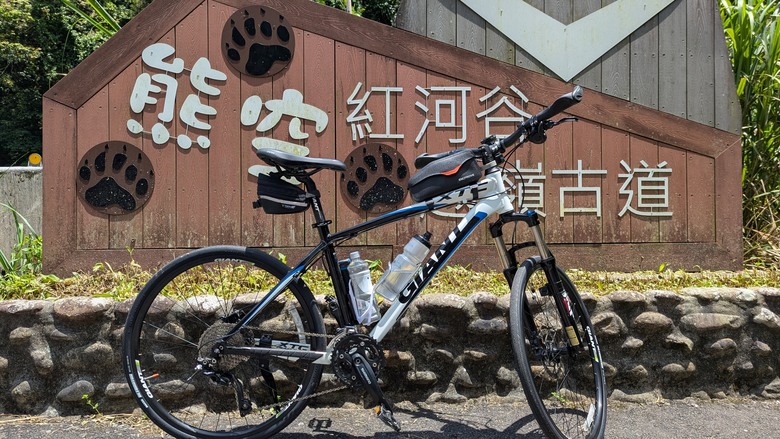 分享26吋登山車裝1.25“寬公路胎。26x1.25