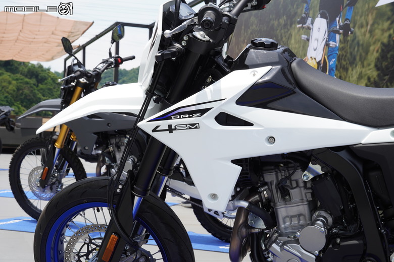 傳奇歸來，野性再臨 SUZUKI DR-Z4 S / SM 發表會，越野版、滑胎版早鳥售價：368,000元！！