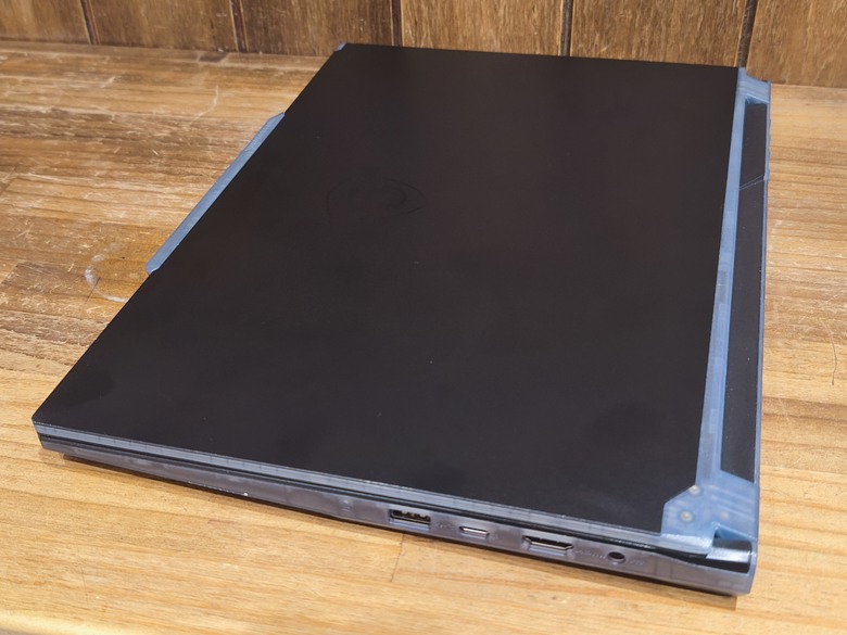 輕鬆好帶的獨顯機MSI Cyborg 14
