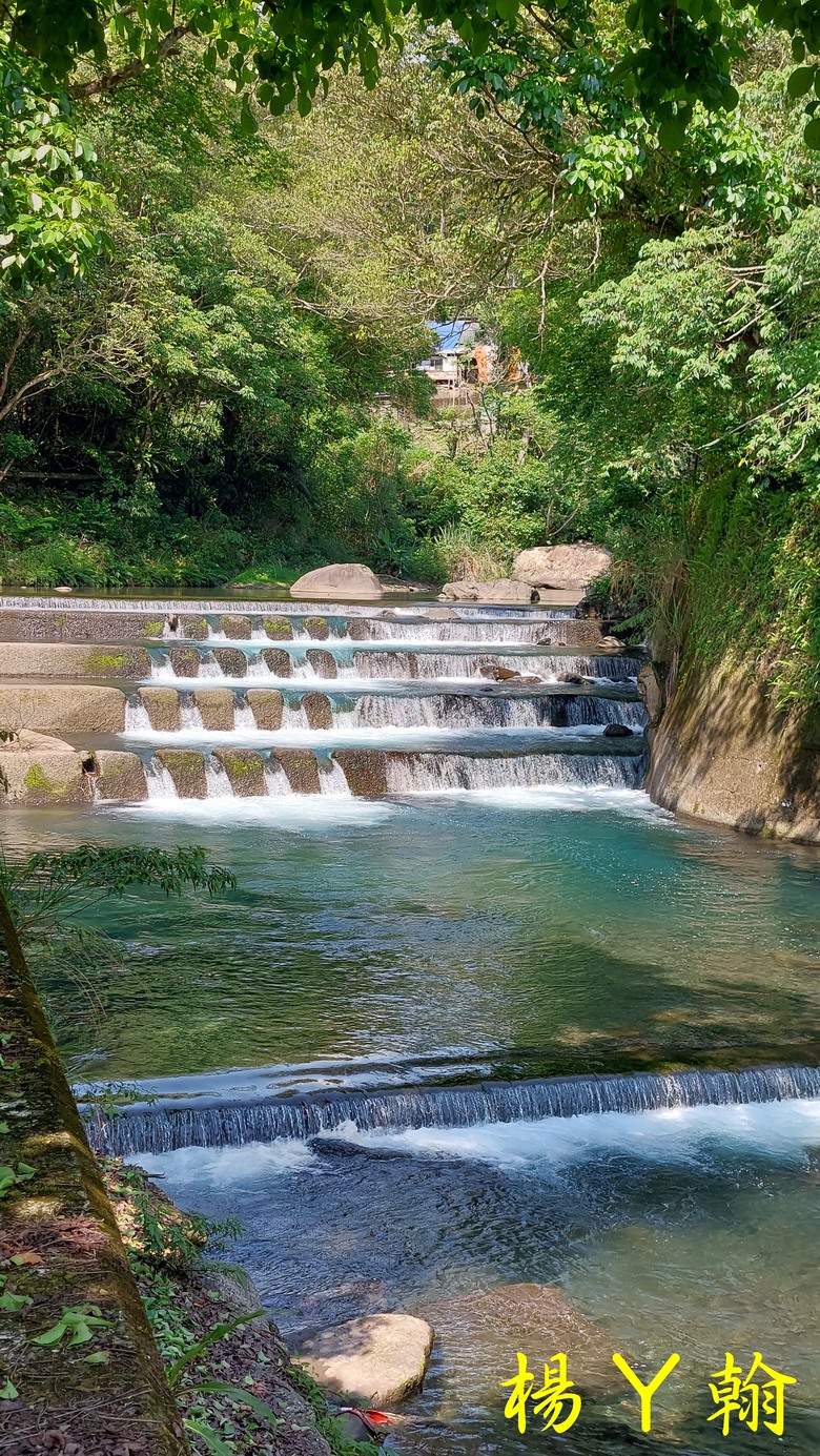 【郊山走走】烏來蝴蝶公園消暑愜意、輕鬆健行溪瀧步道、古圳步道