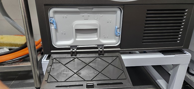 點我看大圖 SHARP 夏普 烘布郎 熱泵 滾筒乾衣機 KD-FKH10DT 首篇開箱文