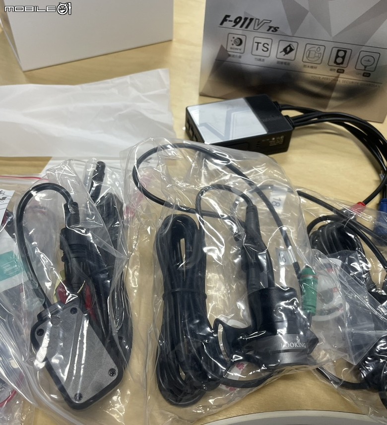 車禍還是很恐怖的!!聽勸裝了老牌記錄器錄得清