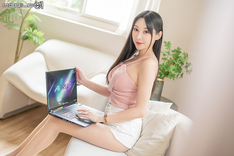 點我看大圖 GIGABYTE AORUS ELITE 16 測試報告|RTX 5070「菁英」登場,中高階電競新勢力!