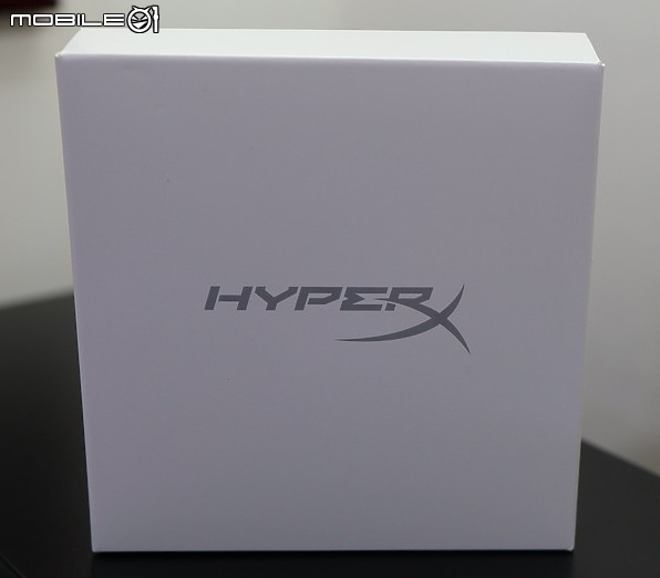 全新配色 HP HyperX Cloud Jet 入門輕量雙模耳機