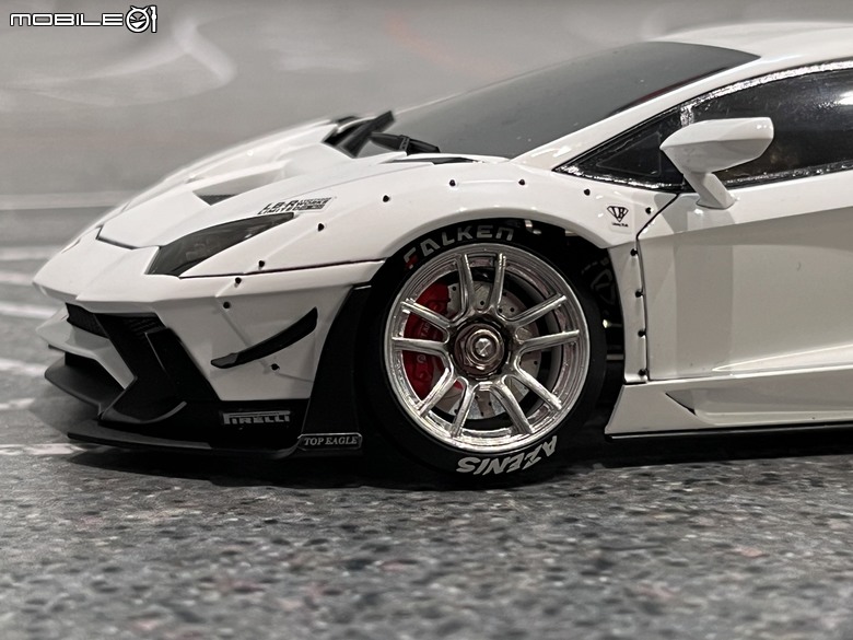 點我看大圖 【遙控模型】LB★Works 銀白戰鬥機 Lamborghini Aventador - DriftArt 4 追求華麗的行走姿態
