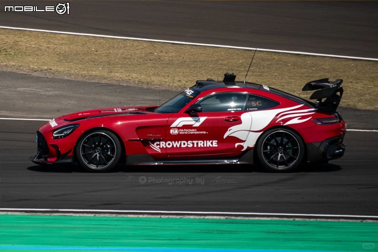 [分享]AMG E43 ESTATE F1 SAFETY CAR 塗裝 彩貼分享