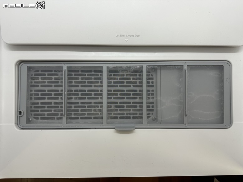 【試用】LG Styler 蒸氣電子衣櫥第二代，內建高壓蒸氣掛燙機，AI護理衣物