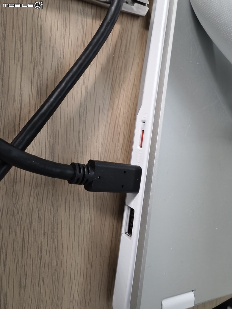 3K也能用TYPE C的100Hz 1ms電腦螢幕 AOC 27B3CA2