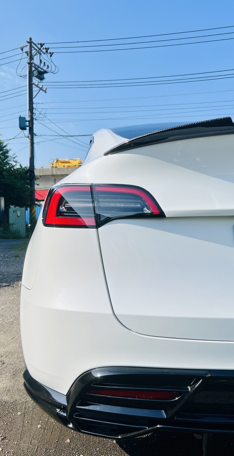 韭菜換喔當!model y Lr 開箱文