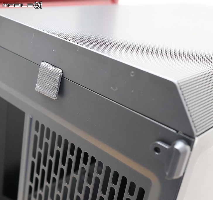 點我看大圖 歷久彌新改版升級 Fractal Design Meshify 3 RGB 開箱