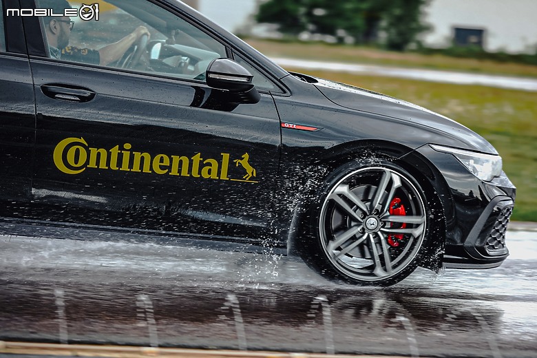 Continental UX7 德國試胎|尺碼全面,兼顧舒適、靜肅性、乾溼地操控的新一代休旅車胎!