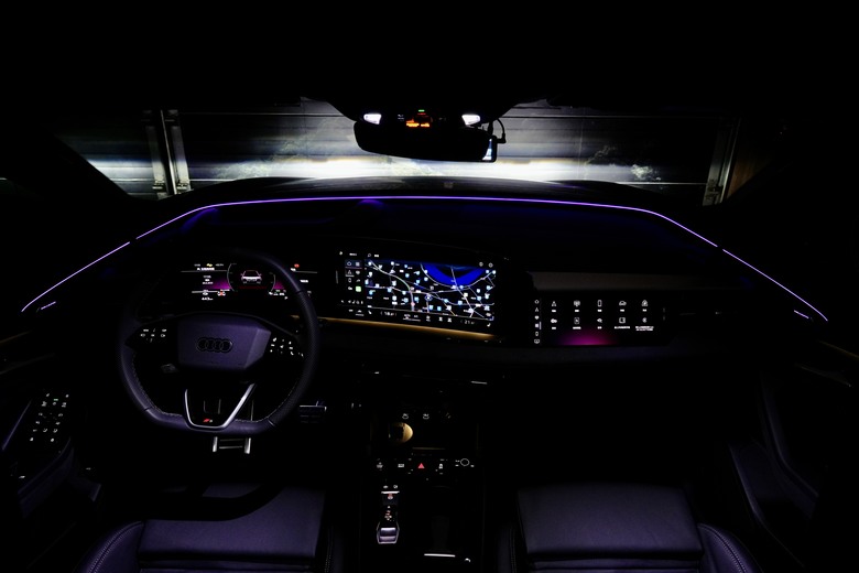 交車照片分享｜Audi SQ6 e-tron｜九次選擇，一路相伴