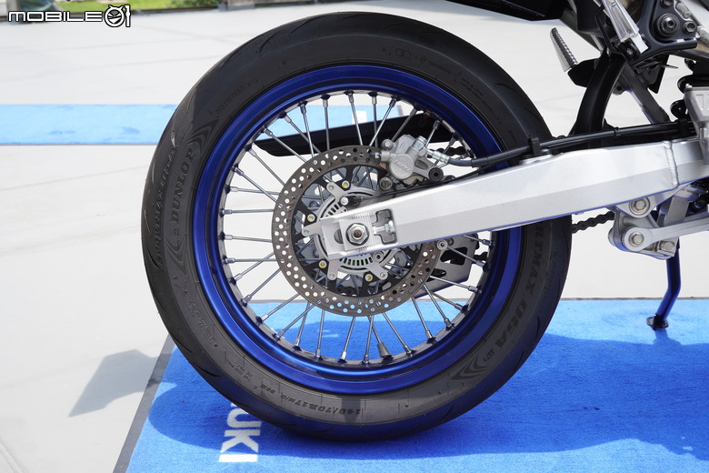 傳奇歸來，野性再臨 SUZUKI DR-Z4 S / SM 發表會，越野版、滑胎版早鳥售價：368,000元！！