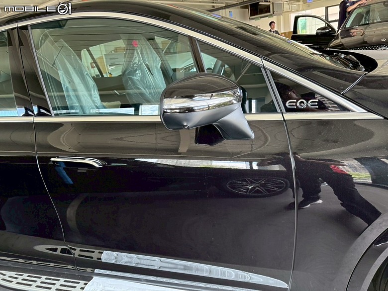 點我看大圖 EQE 350極透MA70/MA40 迎接新的隔熱紙規則