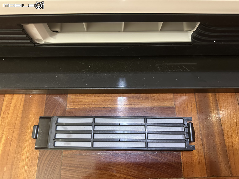 【試用】LG Styler 蒸氣電子衣櫥第二代，內建高壓蒸氣掛燙機，AI護理衣物