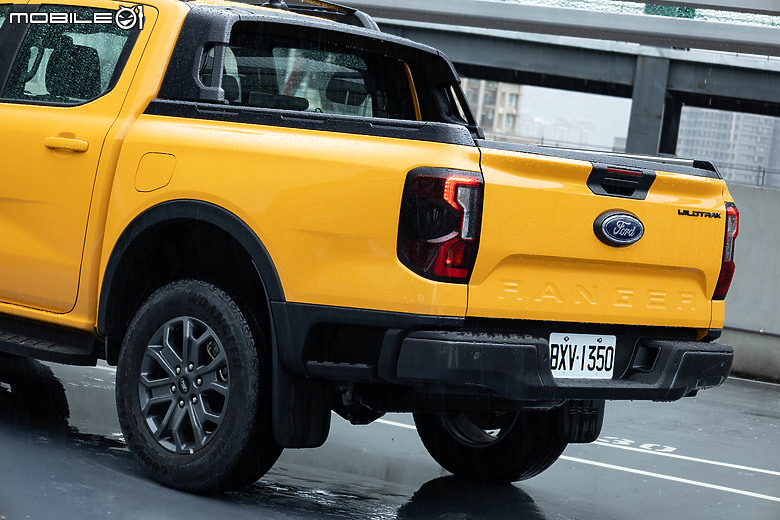 Ford Ranger FRS Edition 試駕｜好開好載，翻山越嶺的好夥伴！