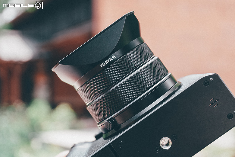 FUJIFILM GFX100 RF 評測報告｜為構圖加上轉盤、畫素破億的中判隨身機！