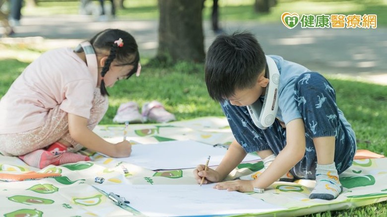 點我看大圖 親子陪伴日寫生活動登場鼓勵家庭暫離3C、促進親子優質互動