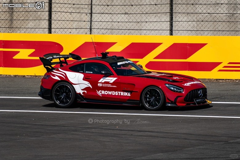 [分享]AMG E43 ESTATE F1 SAFETY CAR 塗裝 彩貼分享