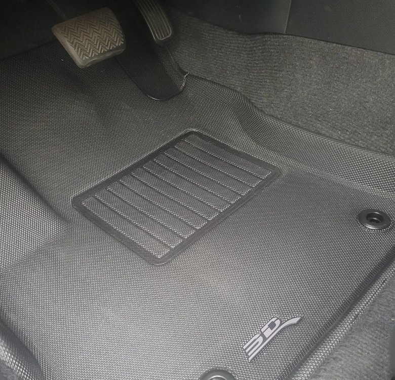 舊車升級成新車感~3D卡固踏墊翻新分享
