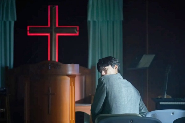 點我看大圖 只有自己才能救贖自己|《來自誰的啟示》觀影心得