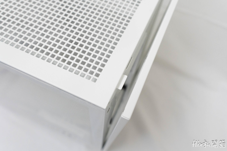 緊湊小鋼砲載體 九州風神DeepCool CH260