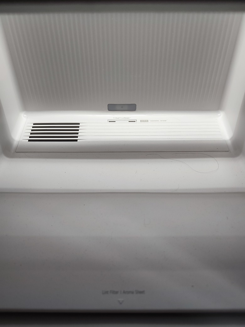 【外星貓開箱】LG Styler 第二代免費體驗~它是能成為我衣櫥的家電