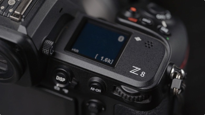點我看大圖 Nikon Z8 用了一年半的開箱,平面攝影 + N-RAW / N-Log 錄影各規格使用心得