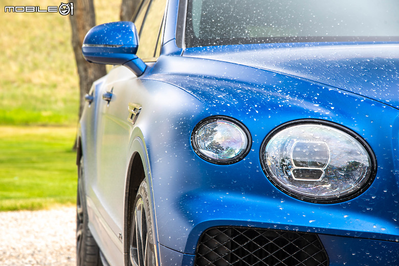 Bentley Bentayga Speed 美國蒙大拿州試駕|黃石公園初訪,操駕身手與聲浪都顛覆以往!