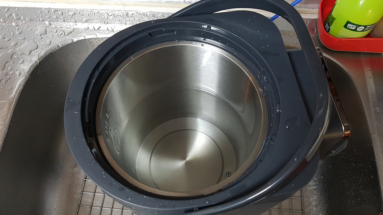 點我看大圖 CHIMEI WB-50YTB2 5L 熱水瓶開箱 (圖多慎入)