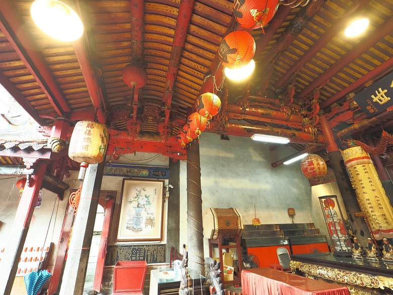 帶領探訪新莊故事 之 2025潮盛新莊活動 —《廟街：眾神連線》集章散策 與 《祭典中的ㄈㄨˊ碼》特展