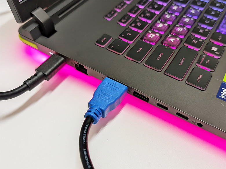 STRIX G815LW 免工具升級64G記憶體過程、接外接螢幕跑看看