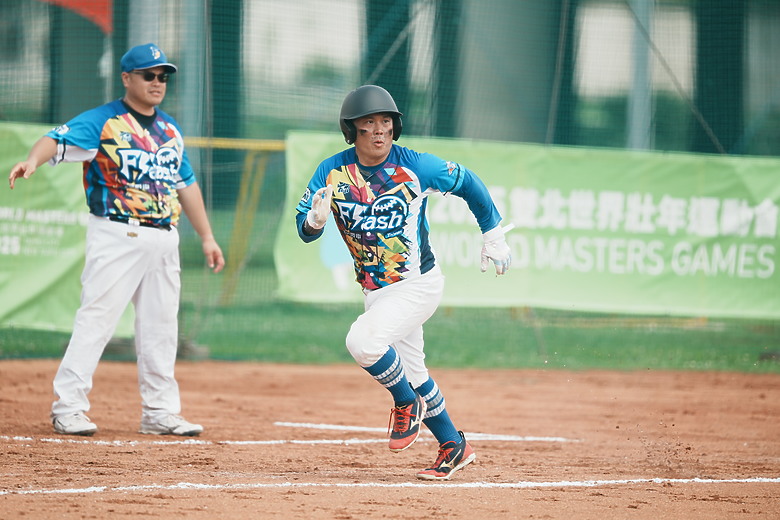 點我看大圖 Sigma 300-600mm f/4 DG OS Sports 評測報告|超望遠內變焦新標竿、一鏡封神誰與爭鋒!