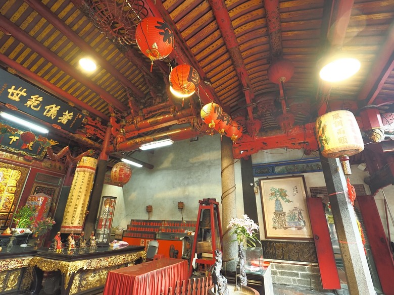 帶領探訪新莊故事 之 2025潮盛新莊活動 —《廟街：眾神連線》集章散策 與 《祭典中的ㄈㄨˊ碼》特展