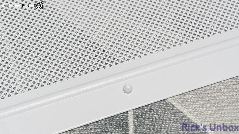 【開箱】可上下顛倒展示的機殼 | MONTECH HS01 PRO WHITE
